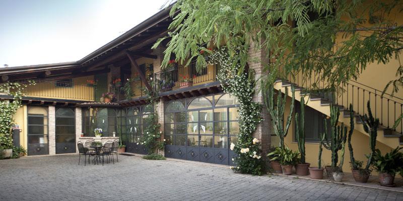 Agriturismo Corte Gaia Кастильоне-делле-Стивьере Экстерьер фото